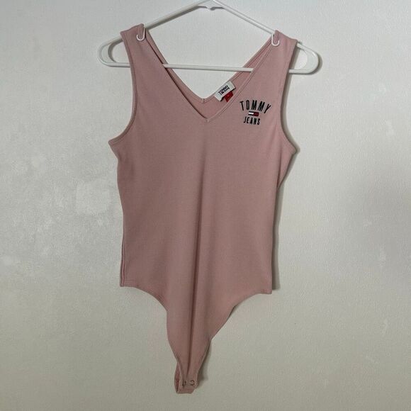 Tommy Jeans Pink Ribbed Bodysuit Women’s Size M Logo Tank One Piece - Picture 2 of 7